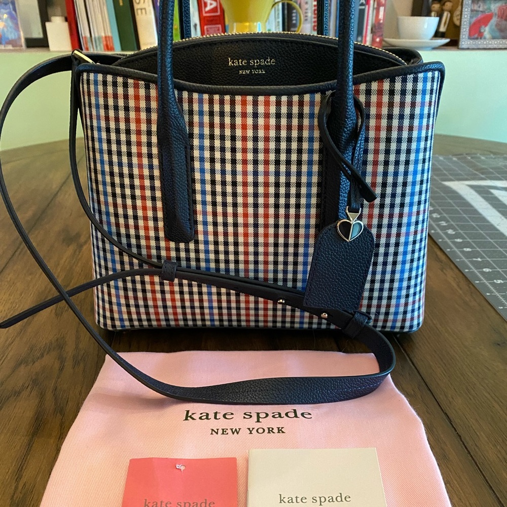 Kate Spade mint condition crossbody handbag purse in red white blue twill print